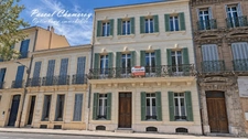 SALON-DE-PROVENCE (13) | Cœur de ville : maison de caractère de 10 pièces, 7 chambres avec jardin et piscine
