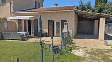 CARPENTRAS (84) | VIAGER - Maison de 215 m² habitables avec revenu locatif sur un terrain agricole de 7 175 m²