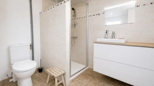 MÉRINDOL (84) | Propriété de 10 pièces, 6 chambres dont 3 chambres d'hôtes au calme absolu