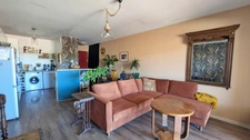 CAVAILLON | très beau T3 très chaleureux avec terrasse et magnifique vue + 1 garage