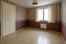 EYGUIÈRES | Maison familiale de 6 pièces sur un terrain clos & arboré de 630 m² avec piscine et garage