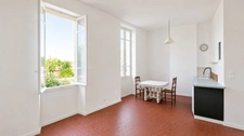 SALON-DE-PROVENCE (13) | Grande maison de maître de près de 300 m² habitables avec jardin et piscine (chauffée) en cœur de ville