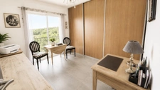 VERNÈGUES (13) | Maison de 190 m² avec T3 en rez-de-chaussée et magnifique vue sur le Lubéron