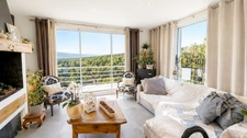 VERNÈGUES (13) | Maison de 190 m² avec T3 en rez-de-chaussée et magnifique vue sur le Lubéron