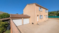 PUYVERT (84) | 🏡 Maison T3 jumelée de 64 m² (cour, terrasse & garage) avec locataires en place