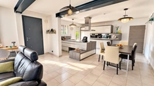 🏡 SALON-DE-PROVENCE (13) | Maison de plain pied de 115 m², 3 chambres, garage et extérieurs généreux