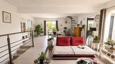 VERNÈGUES (13) | Maison de 190 m² avec T3 en rez-de-chaussée et magnifique vue sur le Lubéron