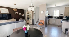 SAINT-ANDIOL | Très jolie maison T5 avec garage et extérieurs généreux