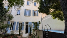 SALON-DE-PROVENCE (13) | Cœur de ville : maison de caractère de 10 pièces, 7 chambres avec jardin et piscine