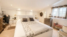 VERNÈGUES (13) | Maison de 190 m² avec T3 en rez-de-chaussée et magnifique vue sur le Lubéron