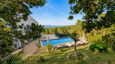 VERNÈGUES (13) | Maison de 190 m² avec T3 en rez-de-chaussée et magnifique vue sur le Lubéron