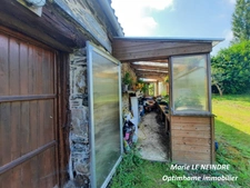 Longère en pierre 88 m² – Nombreuses dépendances – Bon Repos sur Blavet