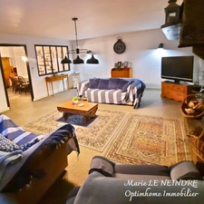 Maison en Pierre à Kergrist-Moelou - 4 Chambres - Potentiel Gîte