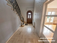 🏡 Coup de cœur assuré à Pontivy : Spacieuse maison familiale de 148 m² sur un grand terrain de 1 008 m² !