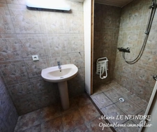 🏡 BELLE LONGÈRE EN PIERRE EN CAMPAGNE – BEAU POTENTIEL 
