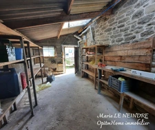 📍 EXCLUSIVITÉ – Charmante maison en pierre à vendre à Plounévez-Quintin, en campagne