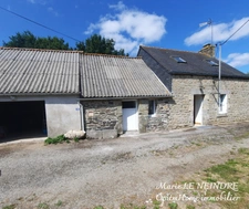 📍 EXCLUSIVITÉ – Charmante maison en pierre à vendre à Plounévez-Quintin, en campagne