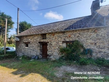 Longère en pierre 88 m² – Nombreuses dépendances – Bon Repos sur Blavet