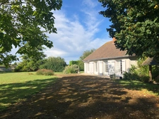 Charmante maison et maisonnette, Parc, 8 minutes de Chinon