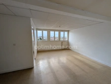 Ajustement de prix ! EXCLUSITÉ LE HAVRE A vendre Appartement avec trois chambres, cave et parking sécurisé !