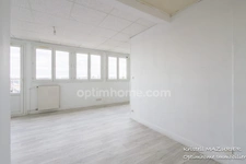 BAISSE DE PRIX Le Havre Appartement avec une chambre, une grande pièce de vie lumineuse, une cave et parking sécurisé !