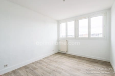 BAISSE DE PRIX Le Havre Appartement avec une chambre, une grande pièce de vie lumineuse, une cave et parking sécurisé !