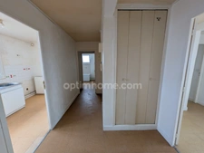Ajustement de prix ! EXCLUSITÉ LE HAVRE A vendre Appartement avec trois chambres, cave et parking sécurisé !
