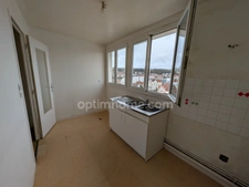 Ajustement de prix ! EXCLUSITÉ LE HAVRE A vendre Appartement avec trois chambres, cave et parking sécurisé !