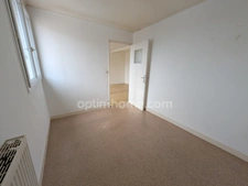 Ajustement de prix ! EXCLUSITÉ LE HAVRE A vendre Appartement avec trois chambres, cave et parking sécurisé !