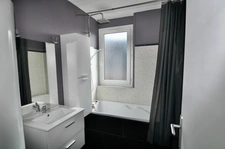 Dpt Seine Maritime (76), à vendre Proche Rouen Appartement 3 pièces 76 m² au 4ème et dernier étage, sud. Cave 