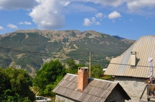 Dpt Alpes de Haute Provence (04), à vendre ALLOS Authentique Maison en pierres 350 m²  Belle Vue Montagnes 