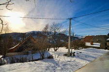 Dpt Alpes de Haute Provence (04), à vendre ALLOS Maison en pierres 3/4 pièces, terrasse et caves. Vue montagnes