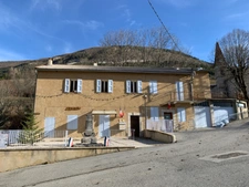 Maison à Vendre Lambruisse (04) / 3 pièces 52 m2 118 000€