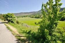 Dpt Alpes de Haute Provence (04), à vendre Proche ANNOT - Terrain de 591m² - Ensoleillé - Belle vue panoramique. 