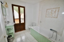 Alpes-Maritimes department (06), GUILLAUMES: Beautiful 4-room village house for sale, 70 m², terraces, cellars, view 