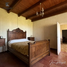 Ferme en pierre – Cadre idyllique avec vue dominante sur Ruch (Gironde)