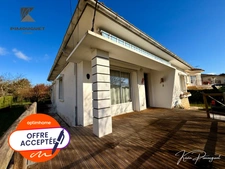 Maison à vendre 5 pièces PINEUILH (33)