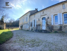 Chartreuse du XVIIIe avec vignoble – Entre-deux-Mers