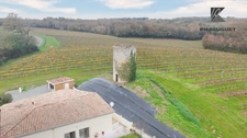 Maison de plain-pied, vue imprenable et prestations rénovées – proche Sauveterre-de-Guyenne