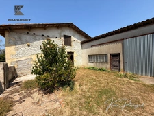 Ancien chai viticole à réinventer – 180 m² à aménager, cour intérieure & dépendances – 900 m² de terrain