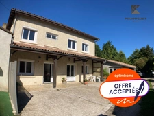 Maison de ville à Sainte-Terre (33350) avec dépendance et garage