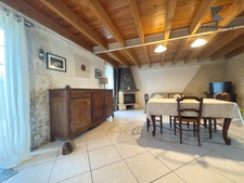 Propriete à vendre 10 pièces Proche de VELINES (24)