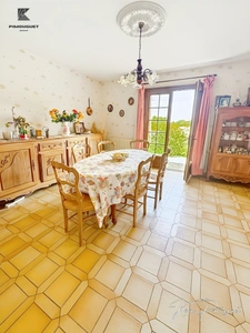 Maison sur sous-sol total avec vue dégagée sur la campagne – Mouliets-et-Villemartin