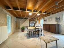 Propriete à vendre 10 pièces Proche de VELINES (24)