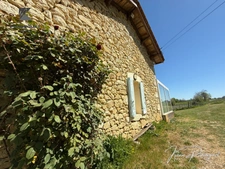 Ferme en pierre – Cadre idyllique avec vue dominante sur Ruch (Gironde)