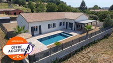 Maison contemporaine 2021 – DPE A – Plain-pied – Piscine chauffée – Prestations haut de gamme – Quartier calme et privilégié.