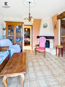Maison sur sous-sol total avec vue dégagée sur la campagne – Mouliets-et-Villemartin