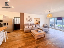 Maison contemporaine 2021 – DPE A – Plain-pied – Piscine chauffée – Prestations haut de gamme – Quartier calme et privilégié.