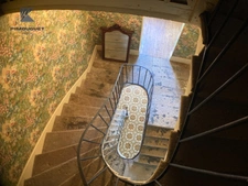 Magnifique Chartreuse du 18ème Siècle avec Vignoble - Un Bijou Historique au Cœur de la Nature