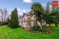 Charmante maison bourgeoise avec dépendance sur superbe terrain – Proche Bernay